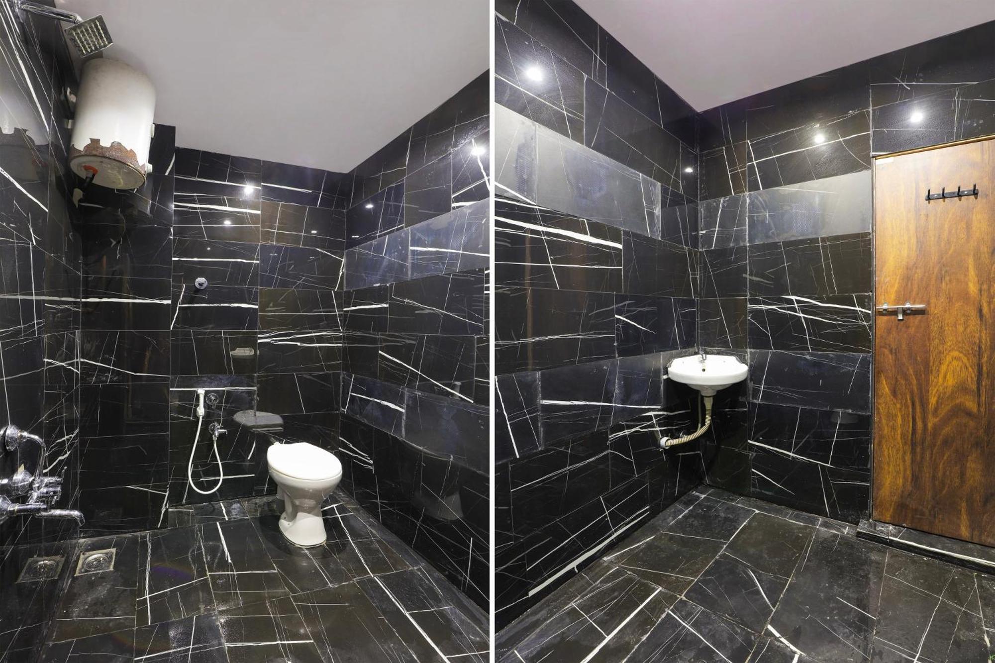 Hotel O Lotus Hotel Сурат Экстерьер фото
