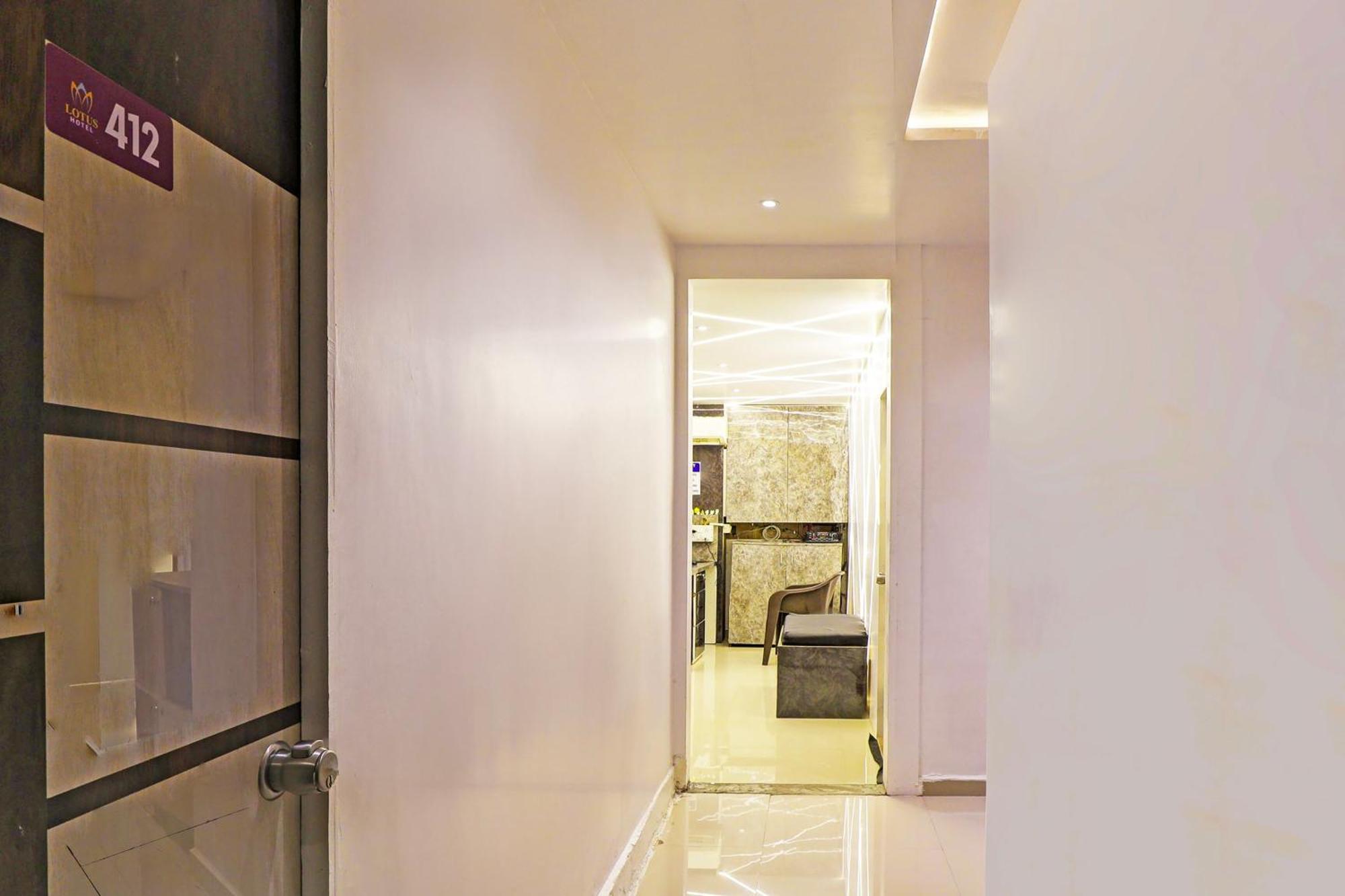 Hotel O Lotus Hotel Сурат Экстерьер фото